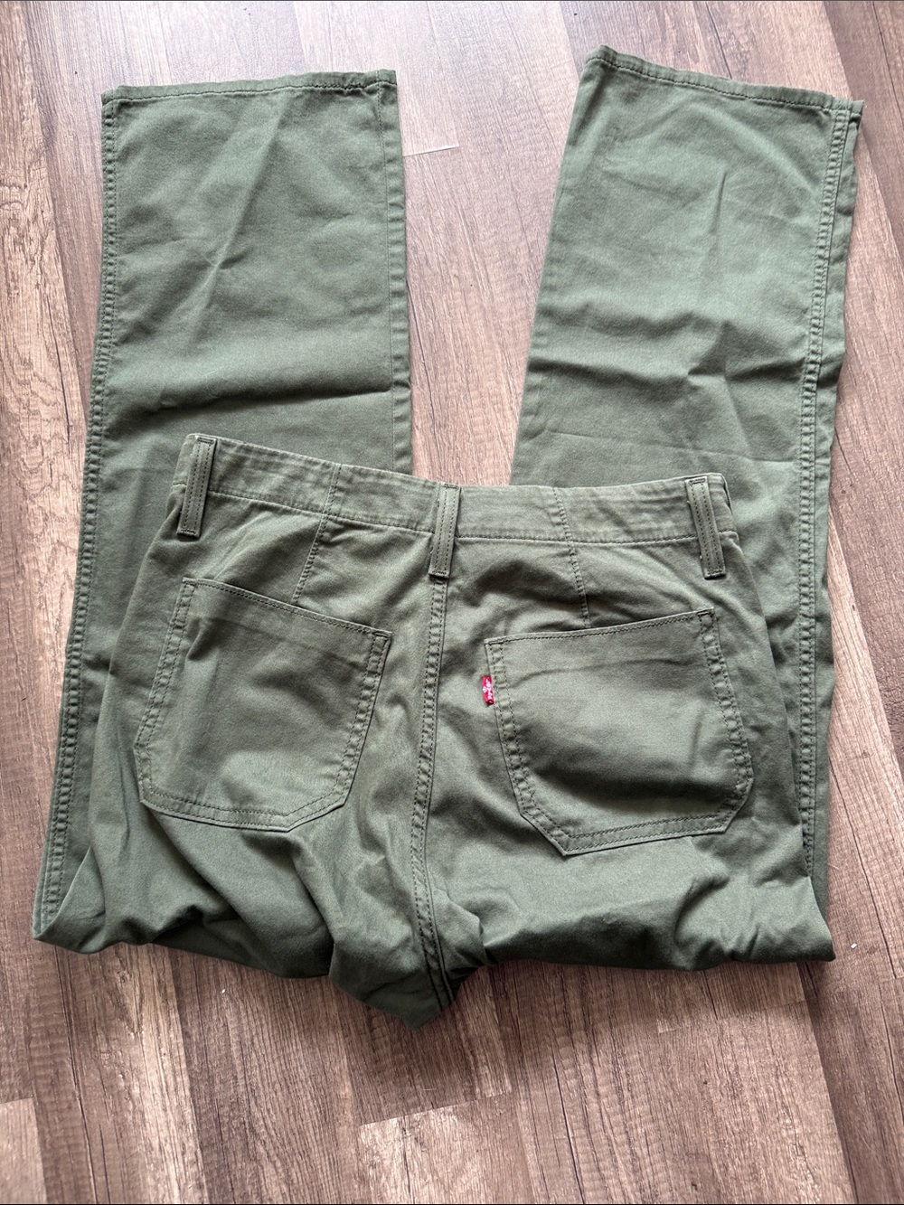 Levi’s - Picture 3 of 6